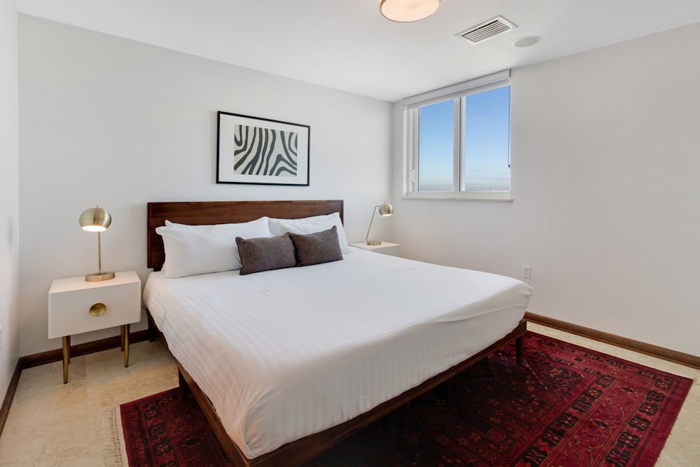 roami at the current