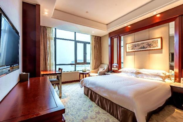 starway hotel thousand islands lake scenic area