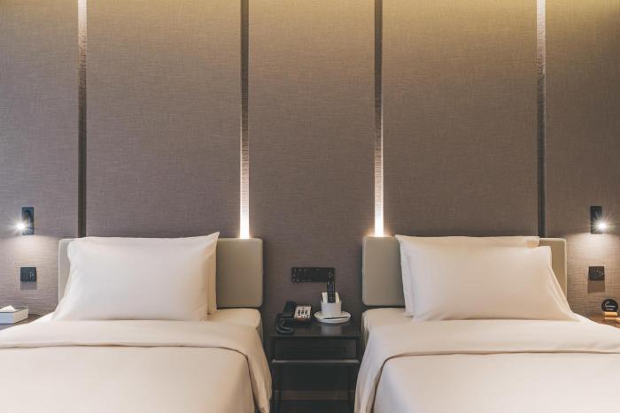 atour hotel shaoxing shangyu e travel town