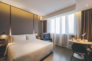 atour hotel shaoxing shangyu e travel town