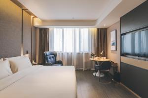atour hotel shaoxing shangyu e travel town