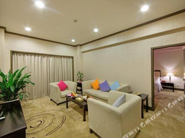 zhongwei mount wuyihashare hotel