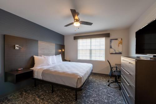 stay apt suites alexandria fort belvoir