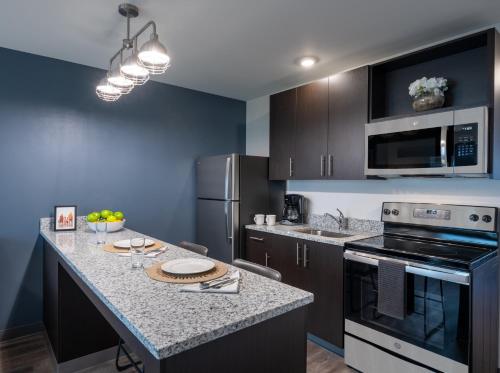 stay apt suites alexandria fort belvoir