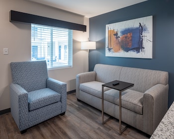 stay apt suites alexandria fort belvoir