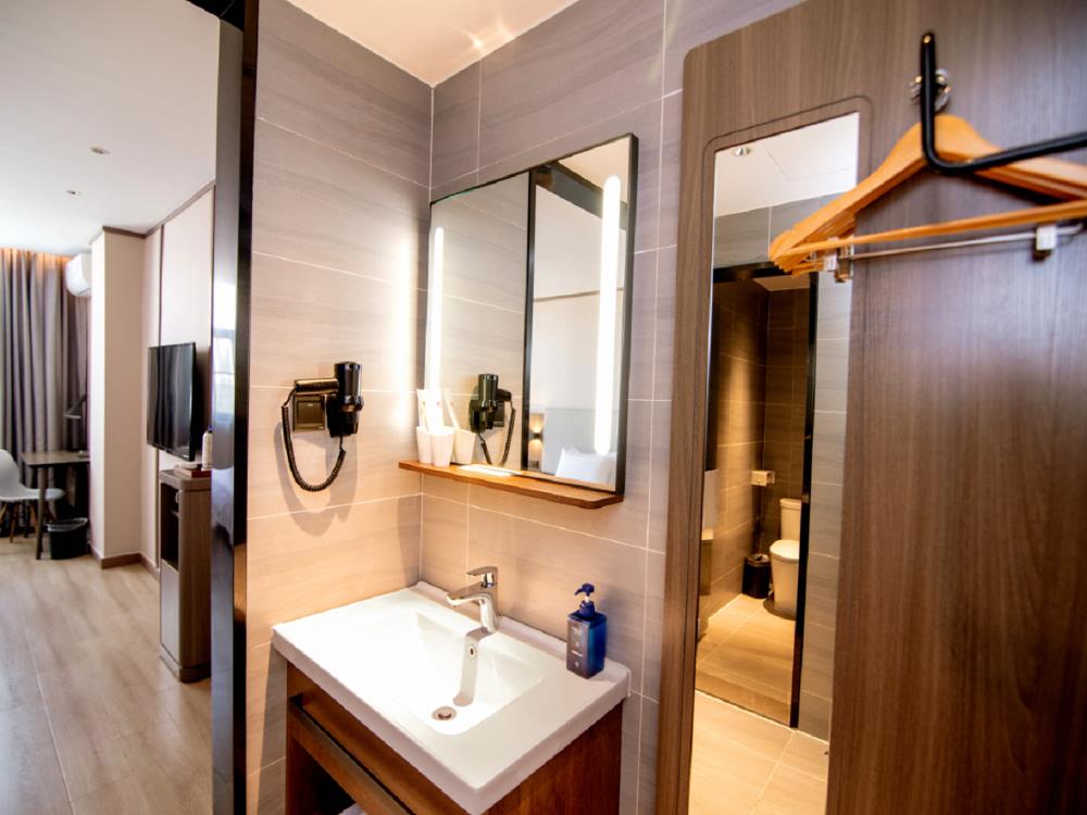 hanting hotel shenzhen pingshan railway station