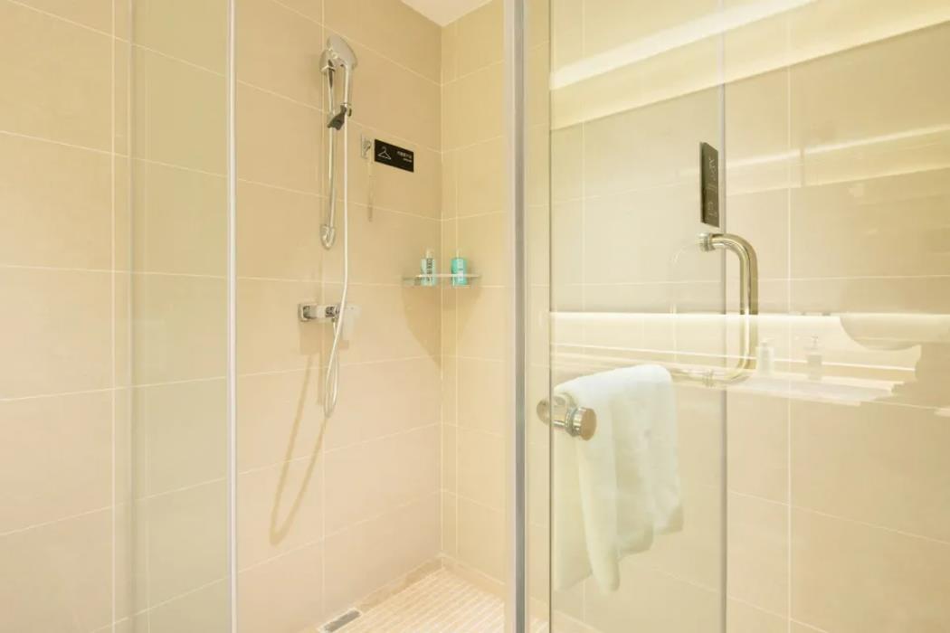 city comfort inn haikou xiuying district wanda plaza