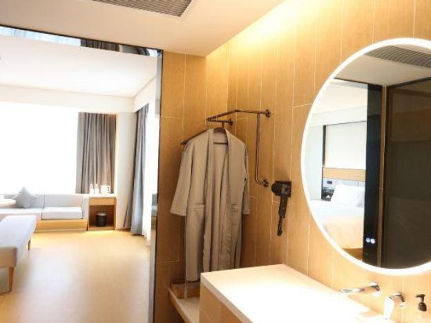 ji hotel yinchuan glorious center