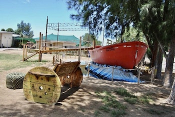 Moonlight Resort,,3.5 star