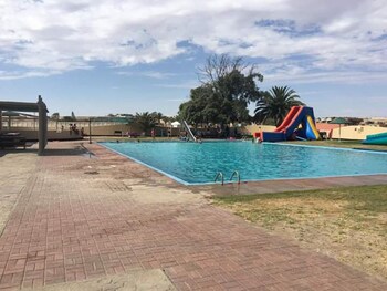 Moonlight Resort,,3.5 star