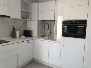 westpark2 one bedroom suite w5 lakeview