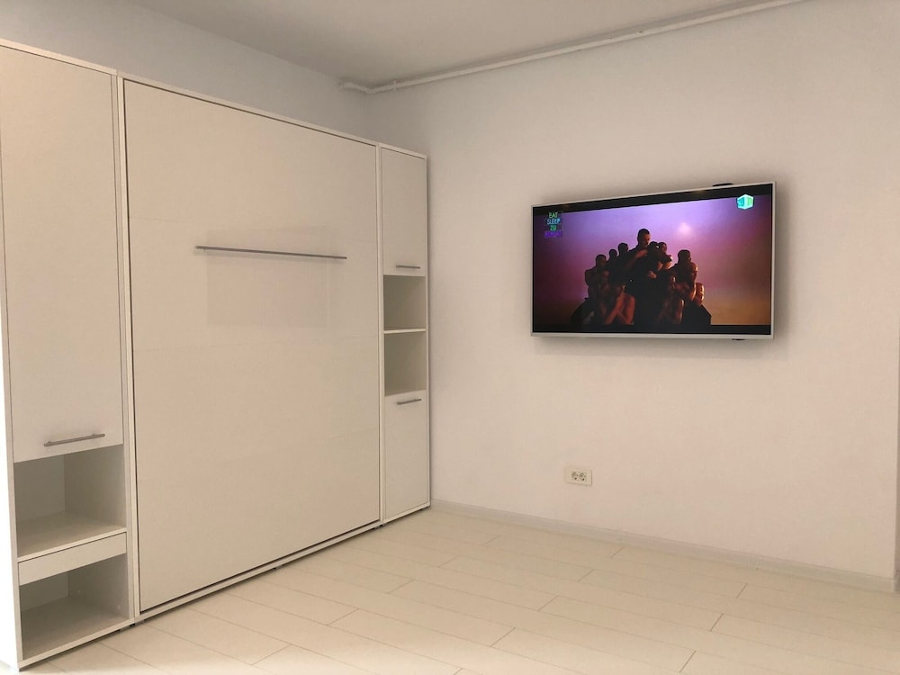 westpark2 one bedroom suite w5 lakeview