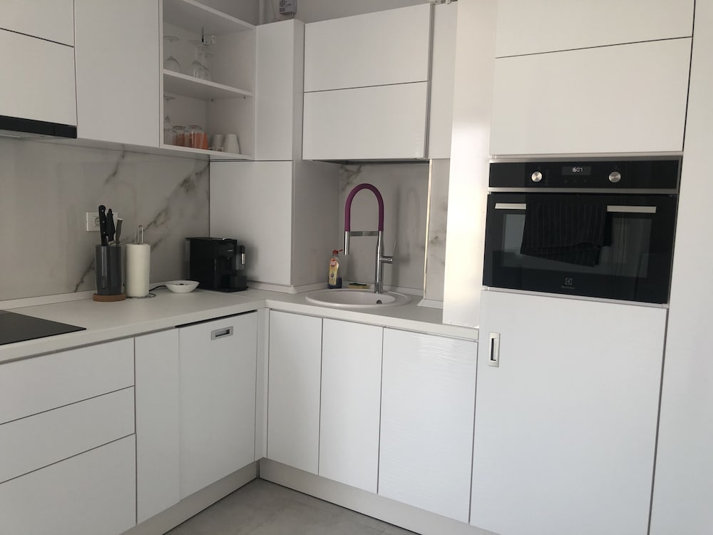 westpark2 one bedroom suite w5 lakeview