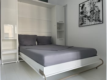 westpark2 one bedroom suite w5 lakeview