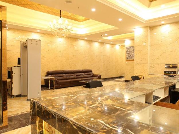 super 8 hotel hetian tuanjie square