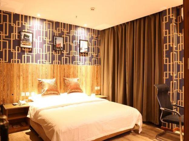 super 8 hotel hetian tuanjie square