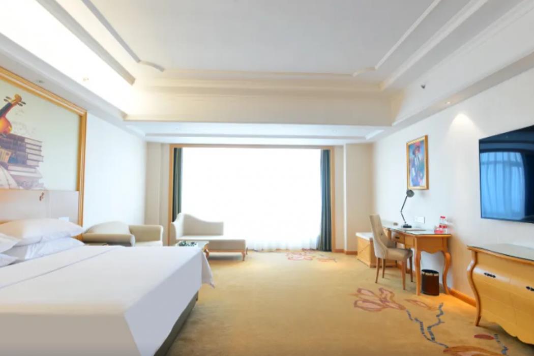 vienna international hotel huizhou binhai park shop