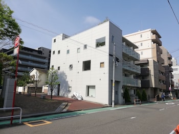 higashi gokencho m building 2f