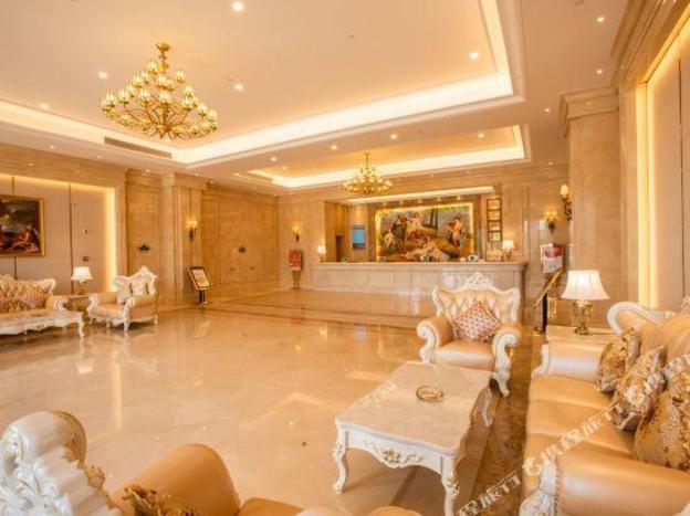 vienna international hotel nanning vocational college metro station