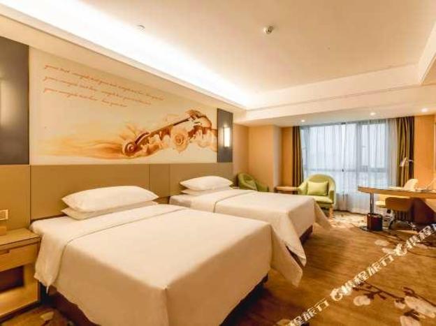 vienna international hotel nanning vocational college metro station