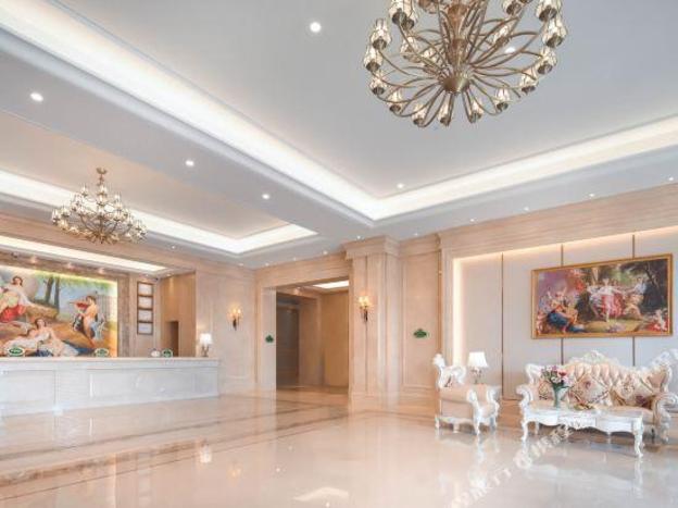 vienna international hotel nanning vocational college metro station