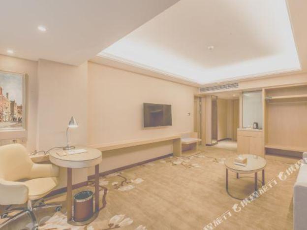 vienna international hotel nanning vocational college metro station