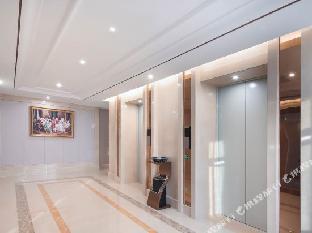 vienna international hotel nanning vocational college metro station