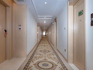 vienna hotel east plaza of wuhan high speed railway station