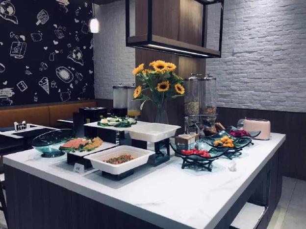 hanting premium hotel youjia wuhan etouwan metro station
