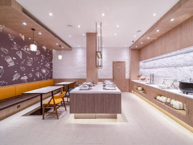 hanting premium hotel youjia wuhan etouwan metro station