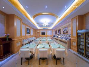 vienna hotel wuhan xingye road shiqiao metro station