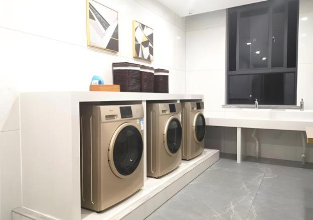 echarm plus hotel wuhan wenhua avenue dahualing metro station