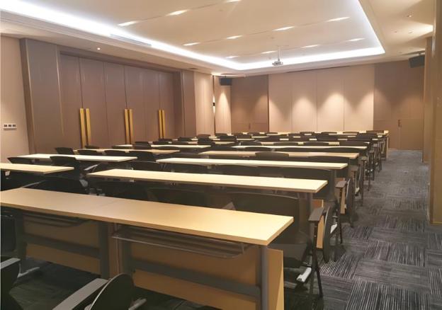 echarm plus hotel wuhan wenhua avenue dahualing metro station