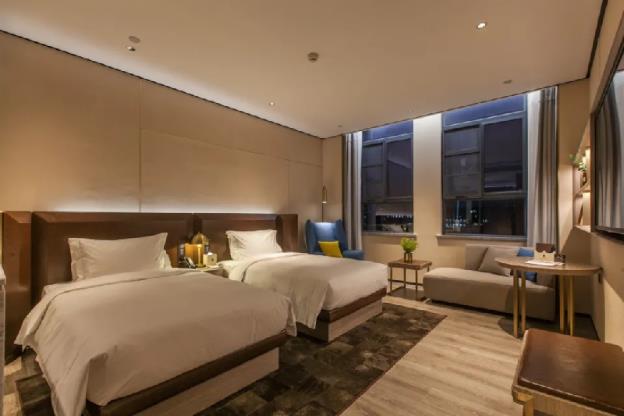echarm plus hotel wuhan wenhua avenue dahualing metro station