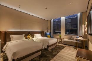 echarm plus hotel wuhan wenhua avenue dahualing metro station