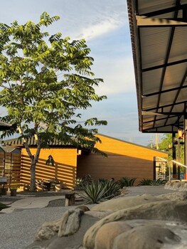 hu ye resort