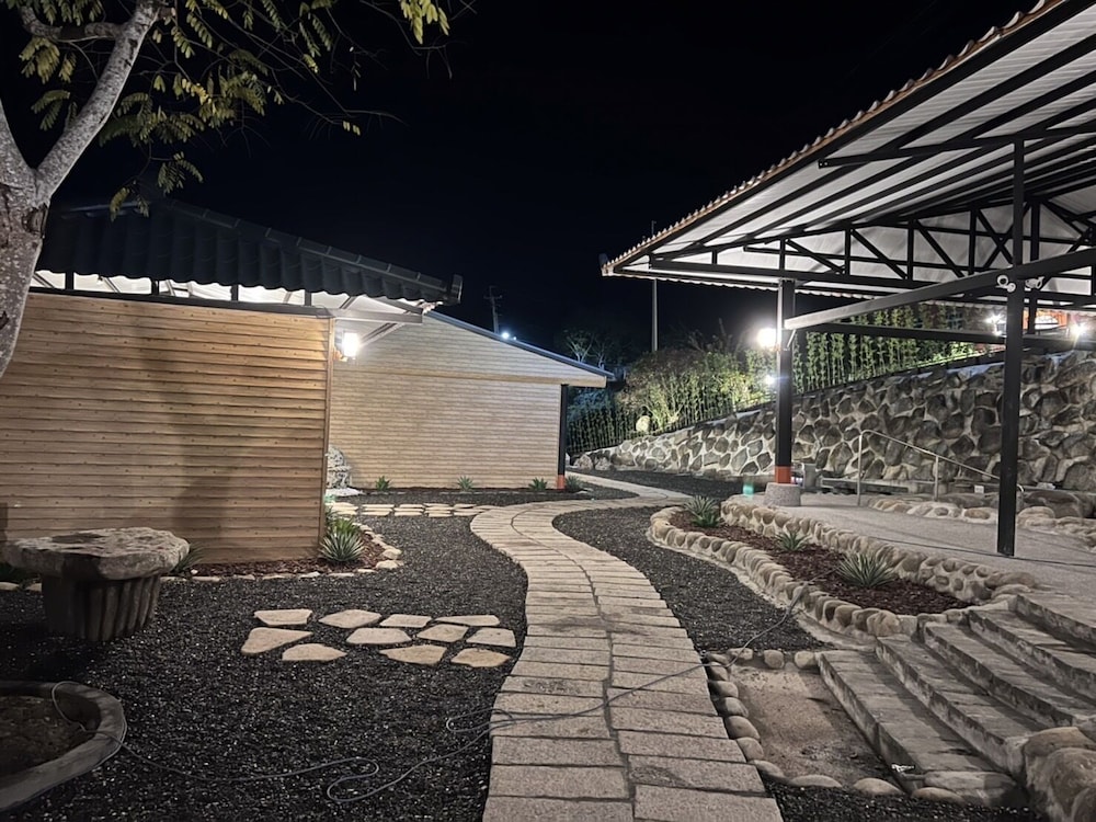 hu ye resort