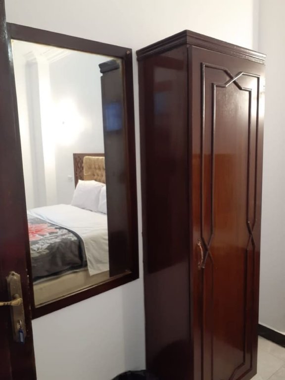 sydna all hussain hotel