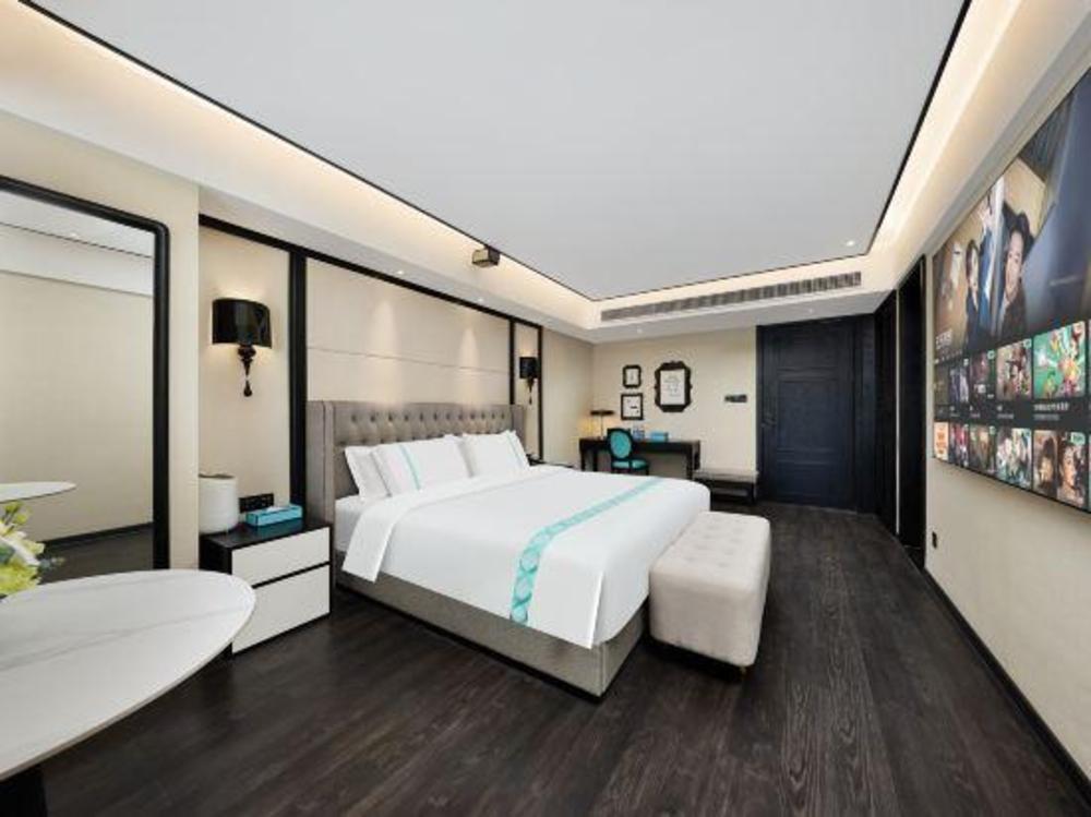 xana hotelle zhongshan busterminal