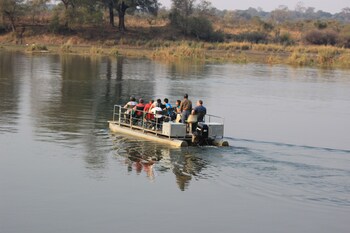 ndhovu safari lodge campground