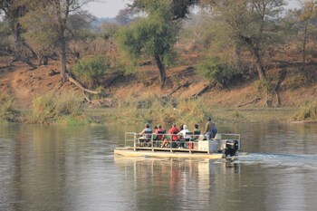 ndhovu safari lodge campground