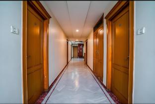 hotel tara international