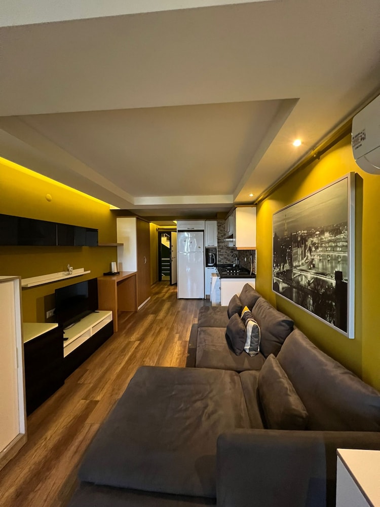 deluxe beach residence