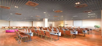 Hotel Fc Villalba,Collado Villalba>>Alpedrete,4 star
