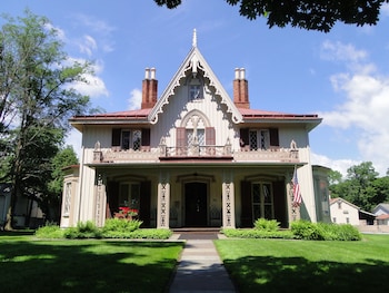 Delamater Inn,,3.5 star