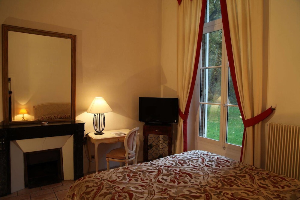 hostellerie du chateau les muids