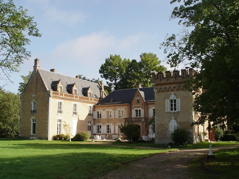 hostellerie du chateau les muids