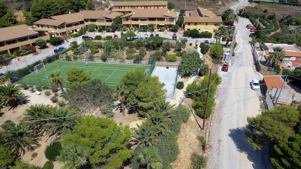 case vacanza renella 3 beds balcony wifi self catering 200mt from the sea