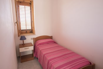case vacanza renella 3 beds balcony wifi self catering 200mt from the sea