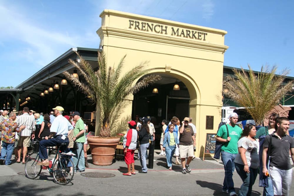 apartment near french quarter